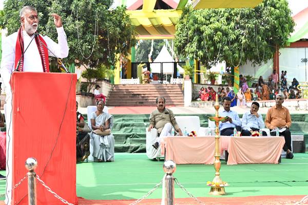 मातृ-शक्ति का योगदान भारत को दुनिया की तीसरी अर्थव्यस्था बनने में करेगा सहयोग