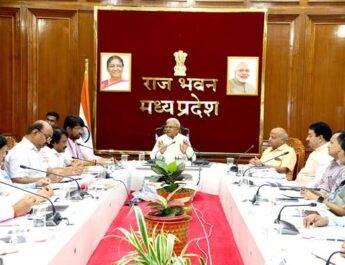 योजना के प्रभावी क्रियान्वयन के लिए अधिकारियों की जिम्मेदारी तय हो : राज्यपाल