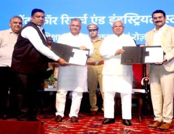 उद्योगों की मांग अनुसार कौशल विकास पाठ्यक्रम डिजाइन करें : राज्यपाल